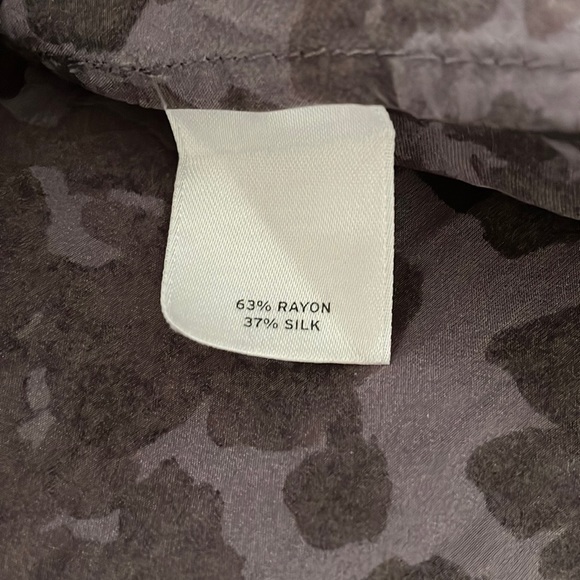 Halogen Cap Sleeve Silk Blend Blouse - Picture 7 of 7